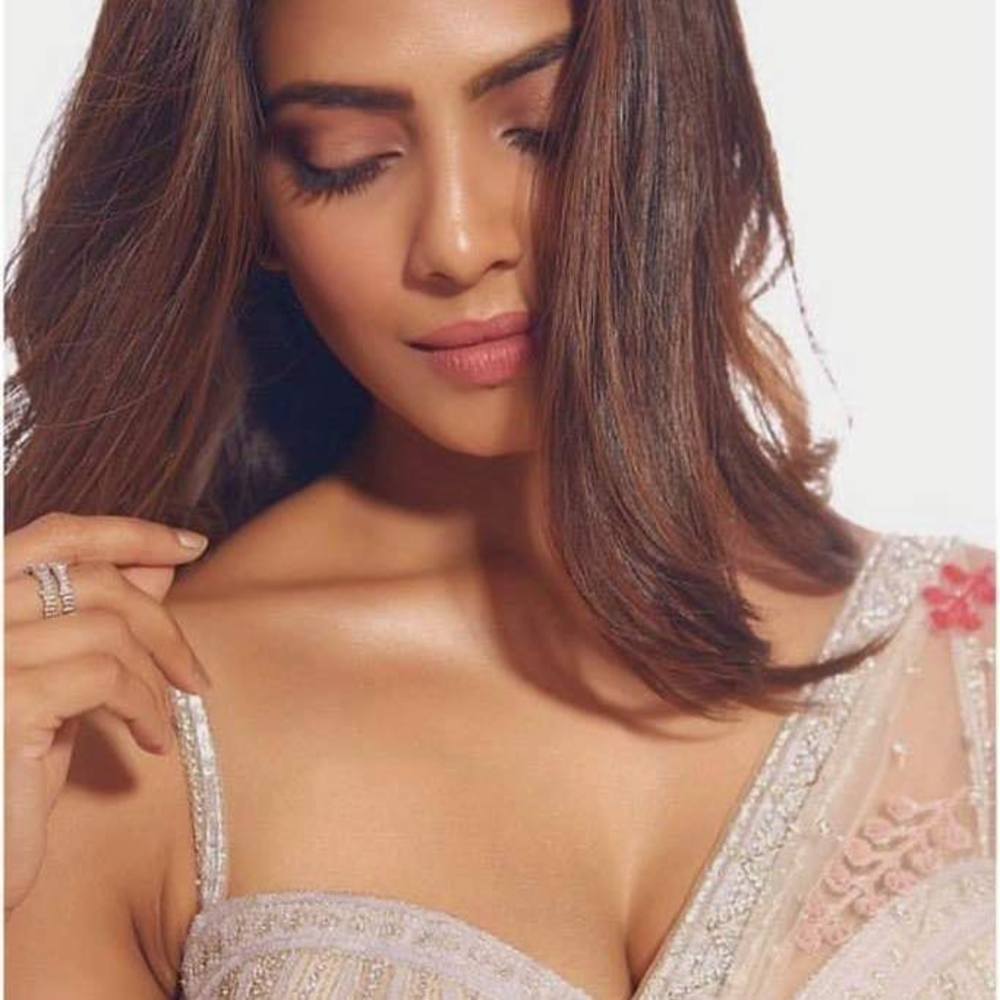 Meet your Posher, Swati